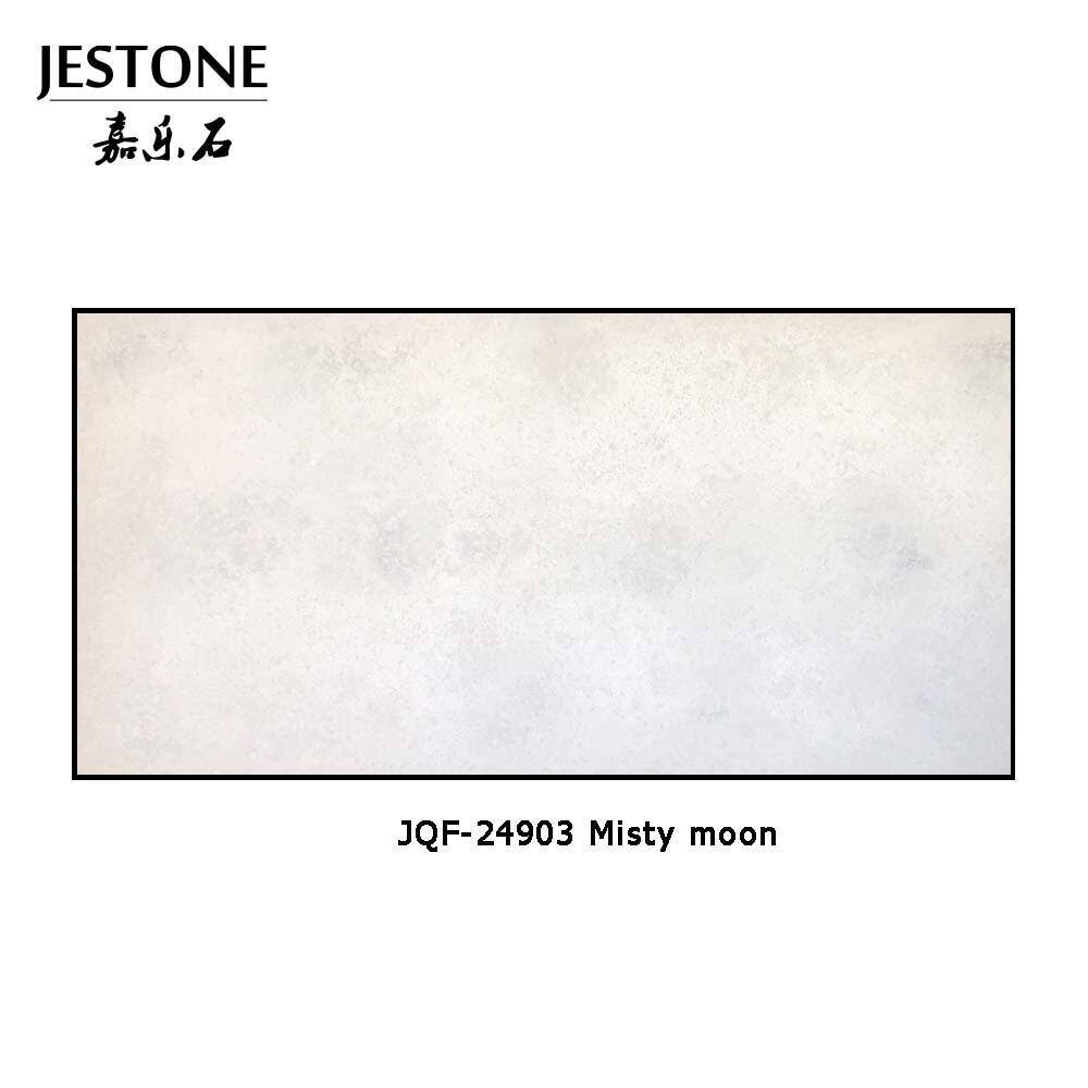 JQF-24903 Mistige maan